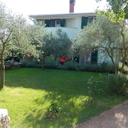 Holiday House Olania Villa Bale Exterior foto